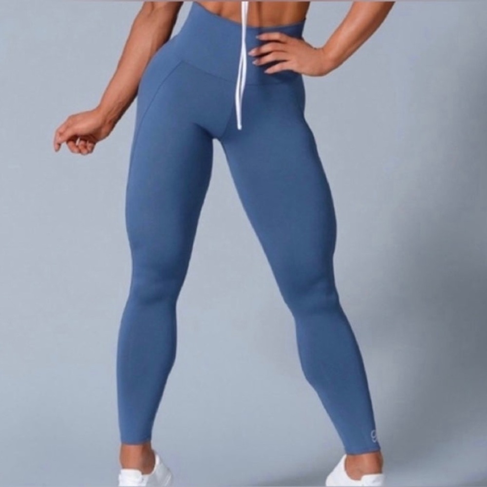 Bombshell Sportswear Contour Leggings